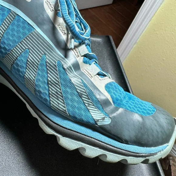 MERRELL Vibram waterproof shoes - us women’s 10, euro 41 - Picture 8 of 9